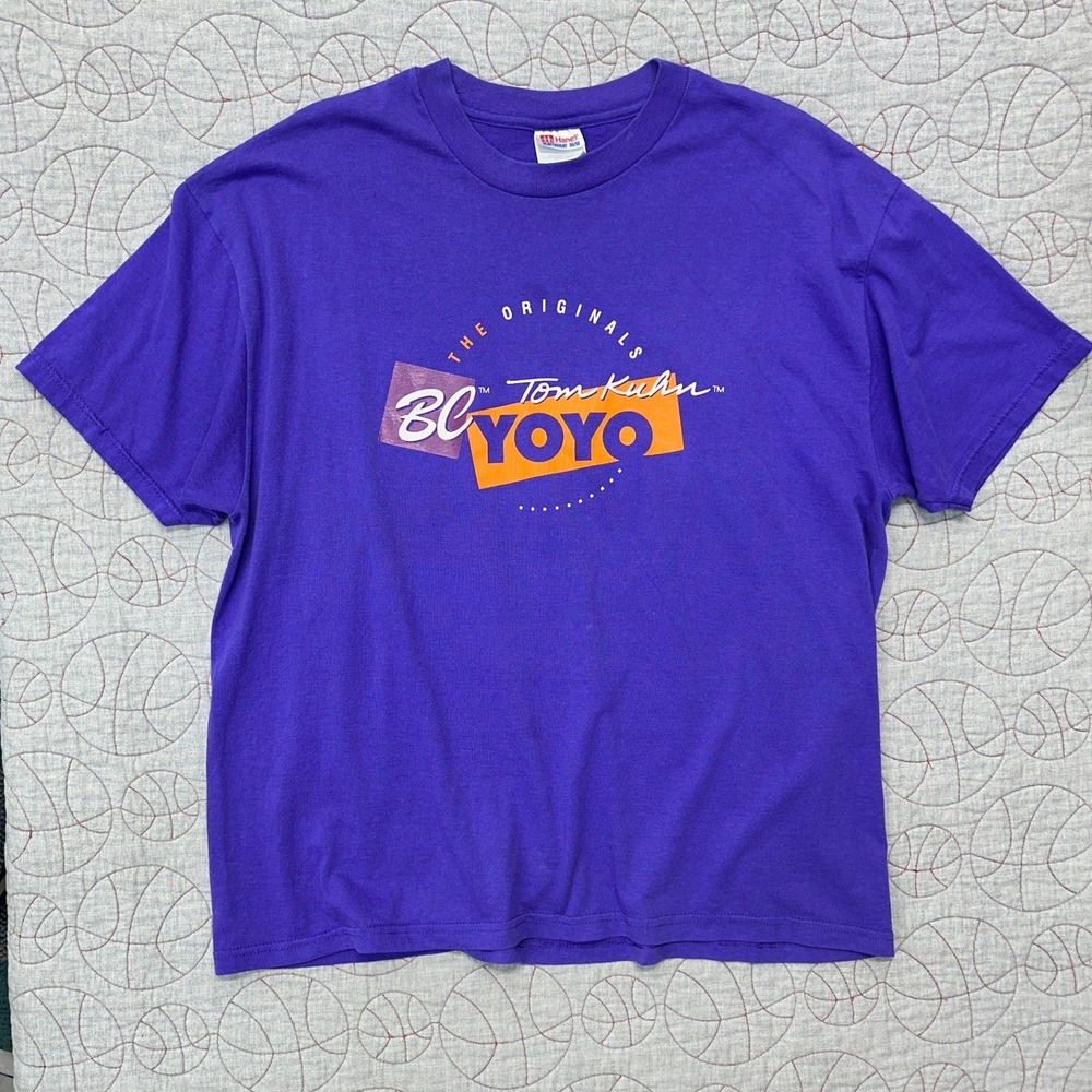 VTG Tom Kuhn Yoyo Hanes T-Shirt Purple Graphic / Men's XL